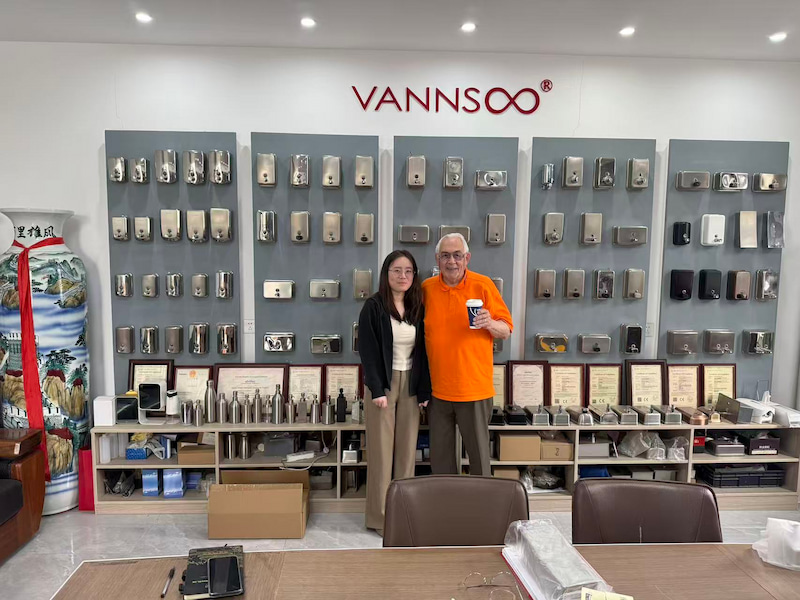 VANNSOO Welcomes First Overseas Client Visit After Canton Fair