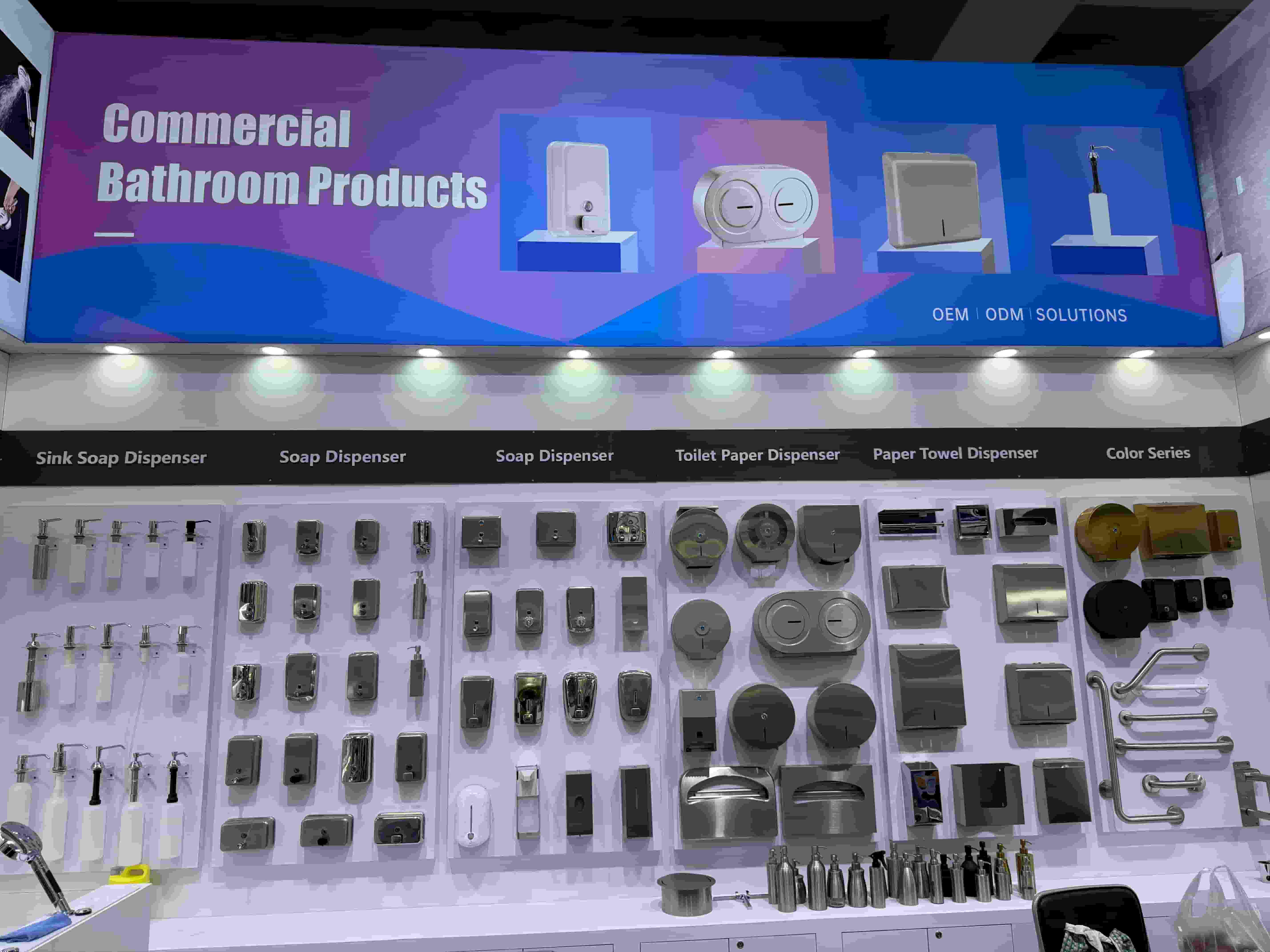 VANNSOO Exhibits at the 140th Canton Fair with Full Range of Commercial Bathroom Products
